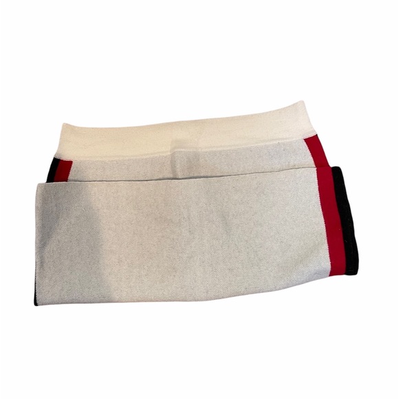 Women White-Red Black Short Skirt - Picture 2 of 4